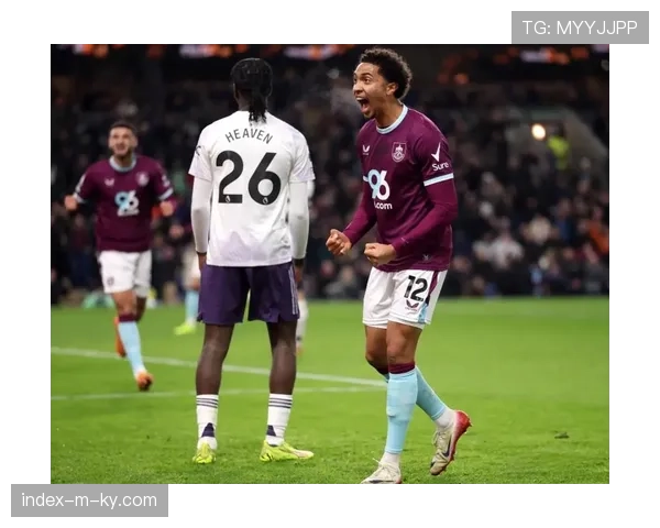 弗莱明补时头球绝平 伯恩利前锋关键救主